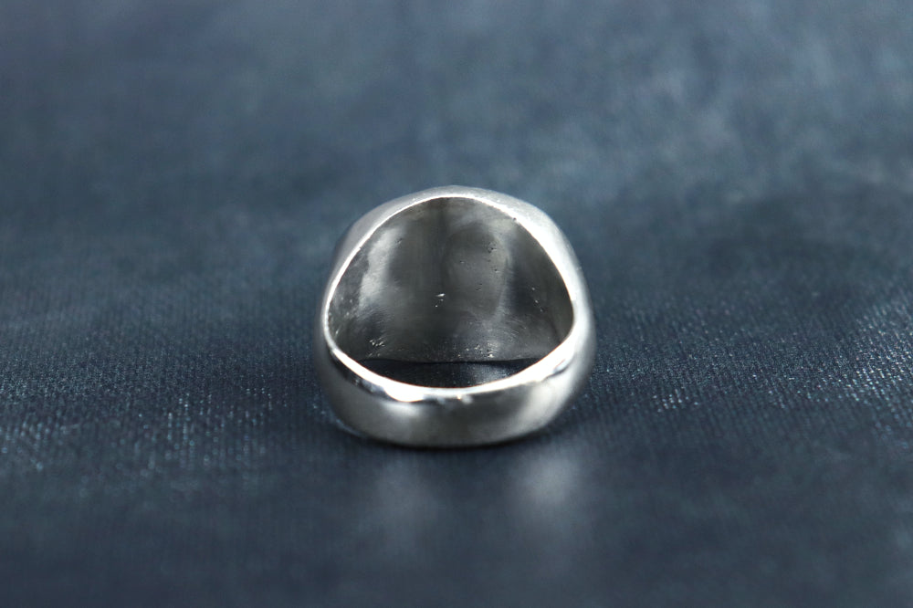 The View Signet UK W 1/2