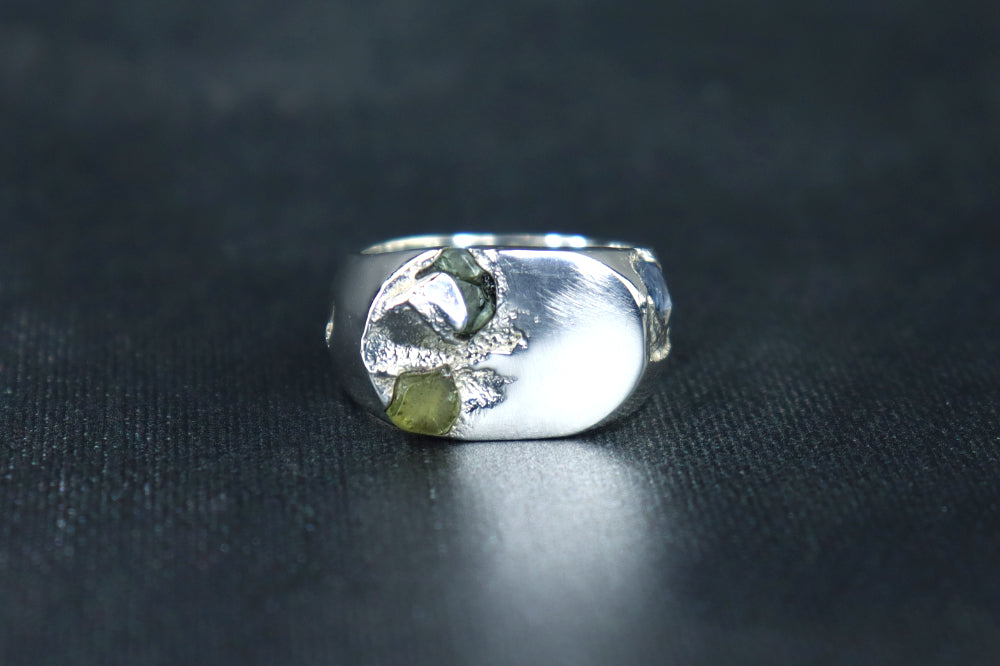 Sea Glass Signet UK P/Q