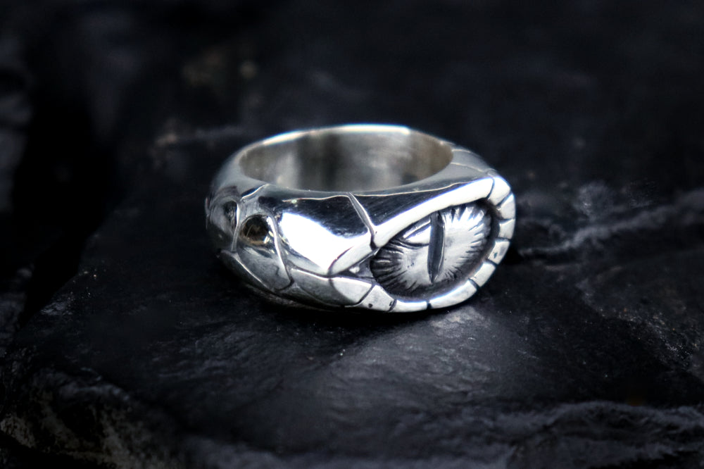 Snake eye I